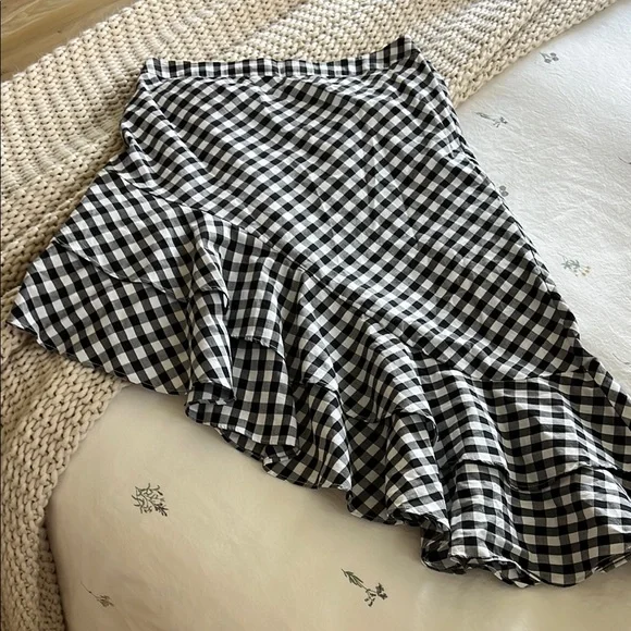 Black and White Gingham Ruffle Skirt - Picture 1 of 2